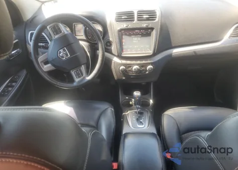 2015 Dodge Journey Crossroad z USA, uszkodzony, nr VIN 3C4PDDGG4FT584945